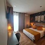Luxury Green Hostal Madrid Gran Via
